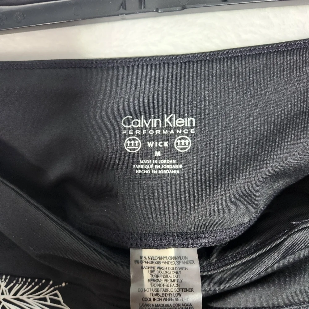 Calvin Klein Performance Wick  YOGA Leggings Joggers Size Medium NWOT